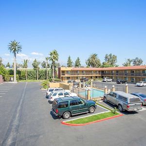 Hotel Seville - Ontario Airport/Chino Exterior photo