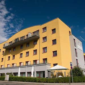 Hotel Roedelheimer Hof - Am Wasserturm Frankfurt pe Main Exterior photo