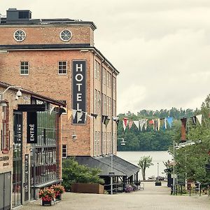 Naas Fabriker Hotell & Restaurang Tollered Exterior photo