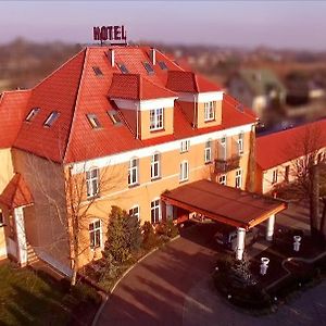 Bonaparte Hotel Częstochowa Exterior photo