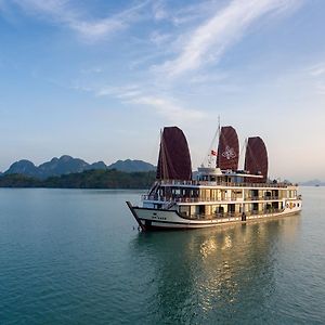 Orchid Trendy Cruise Hotel Ha Long Exterior photo