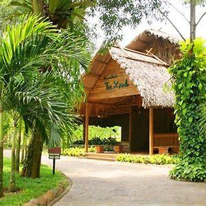Tre Xanh Resort Bien Hoa Exterior photo