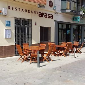 Hostal Restaurante Arasa Hotel Santa Bárbara Exterior photo