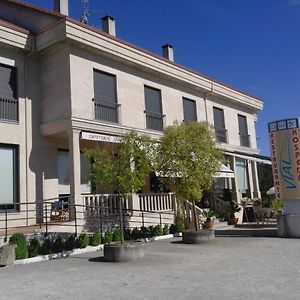 Hostal Restaurante Vial Hotel Ourense Exterior photo