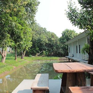 Nai Suan Inn Ban Doem Bang Exterior photo