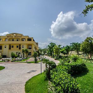 Elia Hotel Buccino Exterior photo