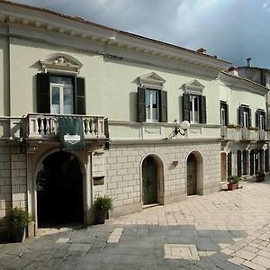 Hotel Orazio Venosa Exterior photo