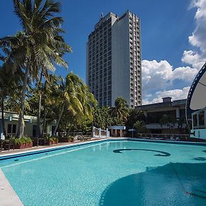 Gran Caribe Neptuno Triton Hotel Havana Exterior photo