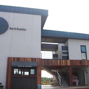 Ojori Bnb Hotel Oso-ri Exterior photo