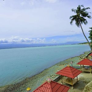 Amazing Beach Resort Palu Exterior photo