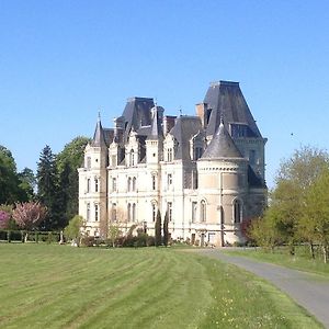 Château de la Tremblaye Hotel Cholet Exterior photo