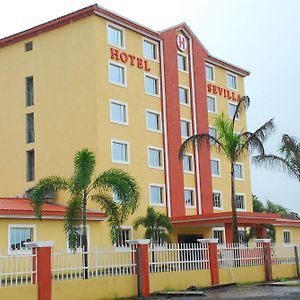 Hotel Sevilla Usulutan Exterior photo