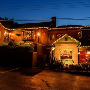 Hungry Trout Resort Wilmington Exterior photo