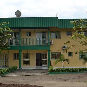 L'Aquarius Marina 2000 Hotel Douala Exterior photo