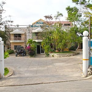 Auberge Du Mont Saint Jean Hotel Jacmel Exterior photo