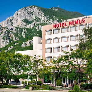 Hemus Hotel - Vratza Vrața Exterior photo