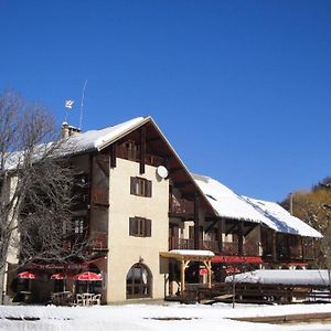 Le Guilazur Hotel Château-Ville-Vieille Exterior photo