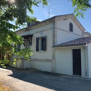 L’île aux Bateaux Bed & Breakfast Buzet-sur-Baise Exterior photo