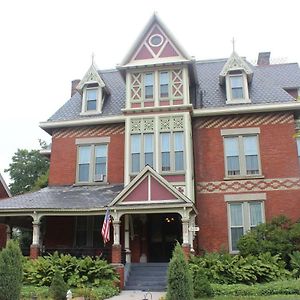 Spencer House Bed & Breakfast Bed & Breakfast Erie Exterior photo