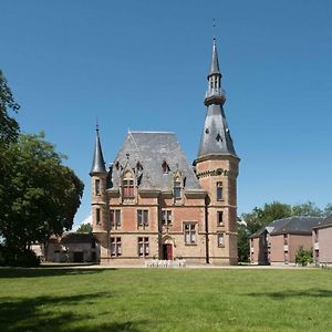 Château de Petit Bois Hotel Cosne-d'Allier Exterior photo