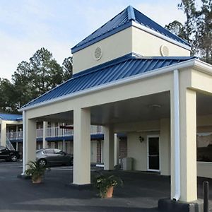 Rodeway Inn Walterboro I-95 Exterior photo