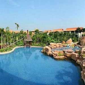 Nantian Gloria Resort Hotel Sanya Exterior photo