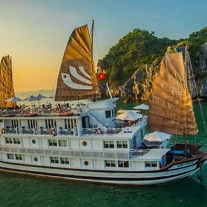 Bhaya Classic Cruises Ha Long Exterior photo