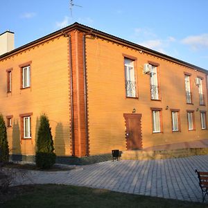 Fermerska Hata Hotel Dubno Exterior photo