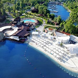 Bartolomeo Hotel Dnipro Exterior photo