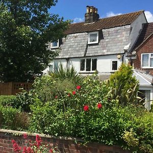 Meadow Cottage Salisbury Exterior photo