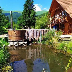 Під Горбком Hotel Bukovets Exterior photo