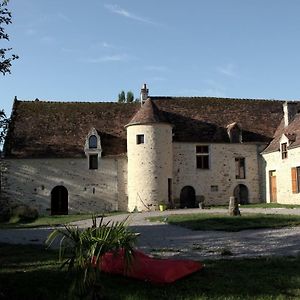 Ferme-Château de Cordey&Spa Bed & Breakfast Exterior photo