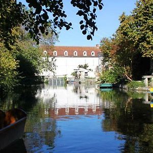 Le Moulin De Bassac Bed & Breakfast Exterior photo