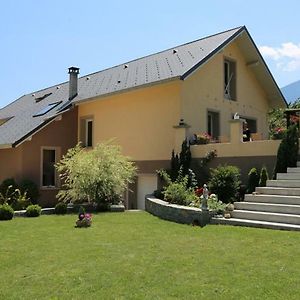 Chez Veronique Et Freddy Bed & Breakfast Saint-Jean-de-Maurienne Exterior photo