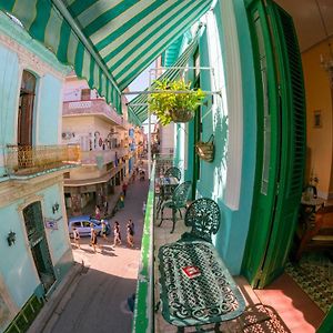 Casa Colonial Tere Bed & Breakfast Havana Exterior photo