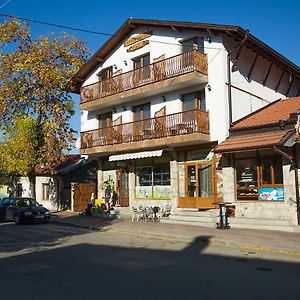 Guest House Legeto Samokov Exterior photo