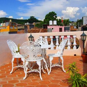 Hostal Adrian Y Yeidis Trinidad Hotel La Popa Exterior photo