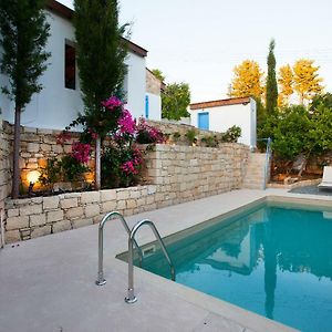 Cecilias Courtyard Guest House Malya Exterior photo
