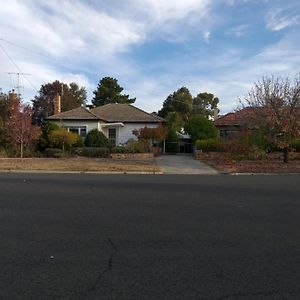 Happy Home 2 Bathrooms Bendigo Exterior photo