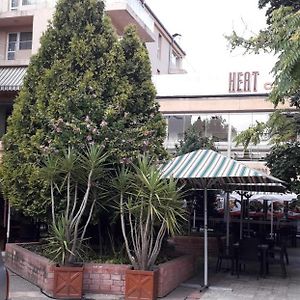 Heat Complex Family Hotel Peștera Exterior photo