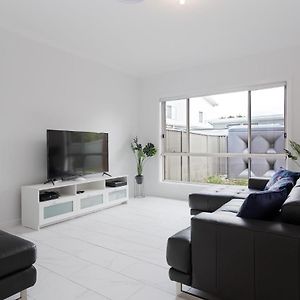 5B Bent Street Large House With Ducted Air Con Foxtel And Wifi Villa Fingal Bay Exterior photo