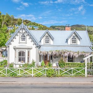 French Bay House Bed & Breakfast Akaroa Exterior photo