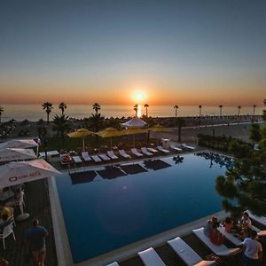 Blue Mare Resort Durrës Exterior photo